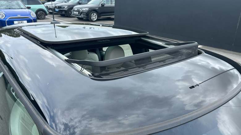 MINI Hatchback 135kW Cooper S Level 3 33kWh 3dr Auto Electric Hatchback